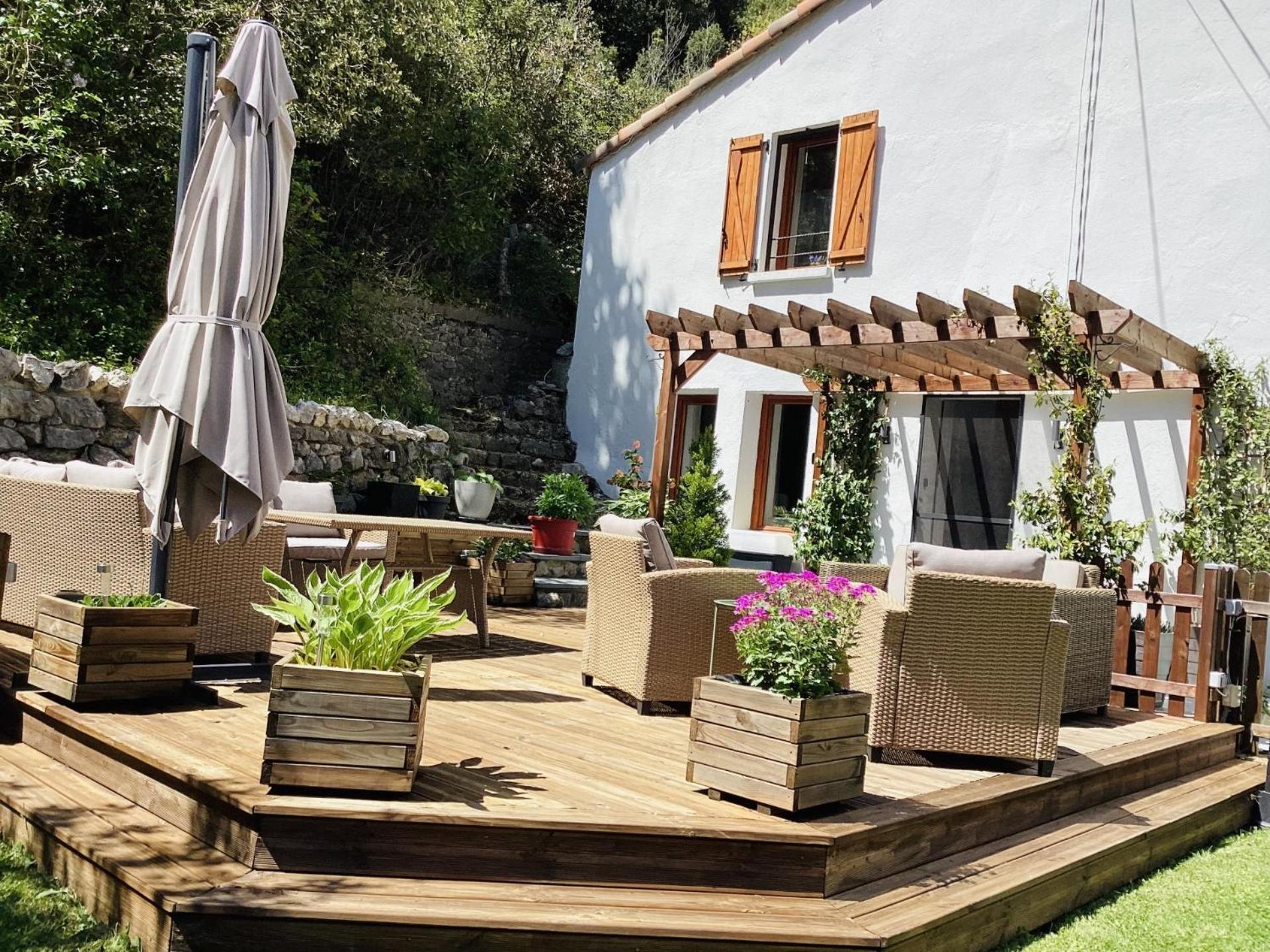 Aude Escape Bed and Breakfast Saint-Martin-Lys Exteriör bild